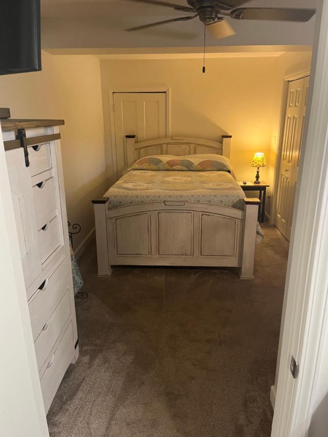 Apartment In The Country Etowah 外观 照片